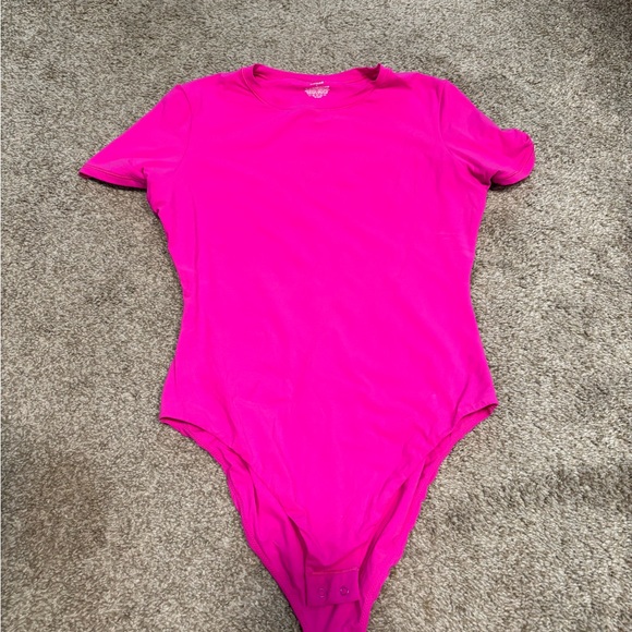 SKIMS FITS EVERYBODY BODYSUIT - Picture 2 of 4